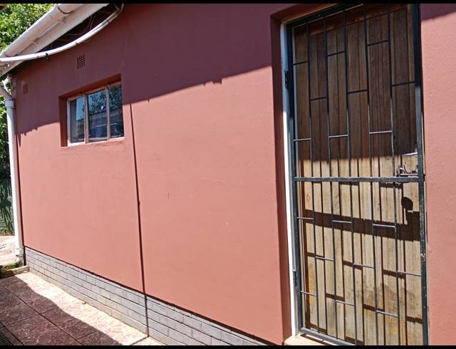 5 BEDROOM HOUSE FOR SALE IN BELFORT ESTATE